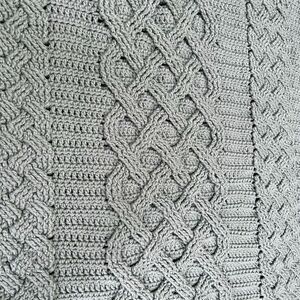 VTG Handmade Chunky Knit Lap Baby Blanket Throw Pistachio Green Burgundy Retro